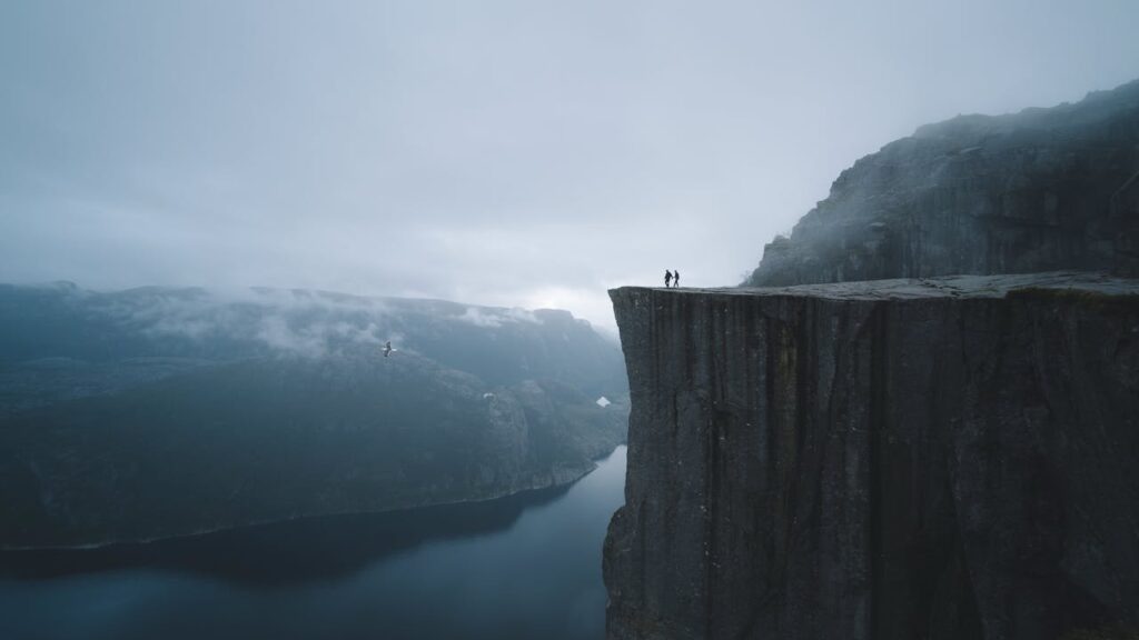 Norwegen Berge Natur Landschaft Gefährliche Tiere in Norwegen Vorsicht!